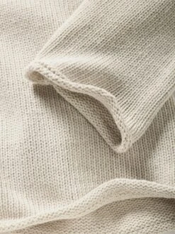 Reporter-Pullover -Modekleidung Geschäft EC23 6474 DH