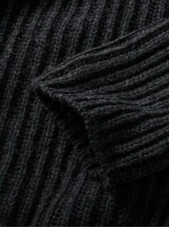 Kurator-Wollrolli -Modekleidung Geschäft EC23 7559 DI