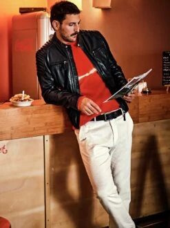 Squeeze-Pullover -Modekleidung Geschäft EC23 7655 DF