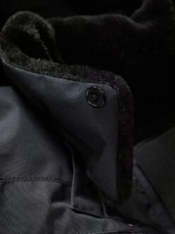 Königsklassen-Parka -Modekleidung Geschäft EC24 6180 DH