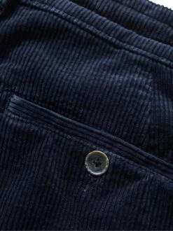 Geschichten-Cordchino -Modekleidung Geschäft EC24 6185 DI