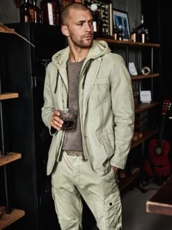 Frische Cargo -Modekleidung Geschäft EC24 6214 DF