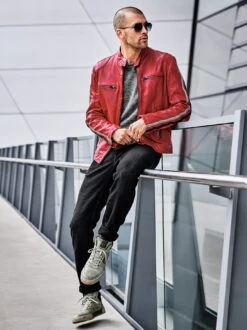 Scuderia-Lederjacke -Modekleidung Geschäft EC24 6303 DD 1