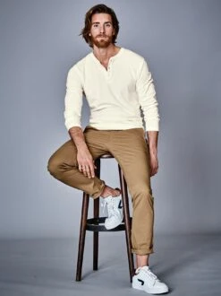 Gefährten-Chino -Modekleidung Geschäft EC24 6405 DD