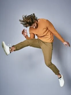 Gefährten-Chino -Modekleidung Geschäft EC24 6405 DF