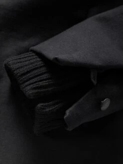 Mantel Zer33berus -Modekleidung Geschäft EC24 6430 DH 1