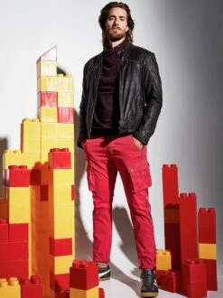 Valentinos Cargo -Modekleidung Geschäft EC24 6491 DF 1