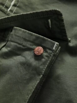 Valentinos Cargo -Modekleidung Geschäft EC24 6492 DI