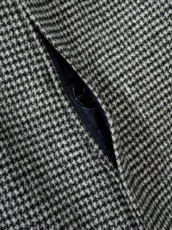 Houndstooth-Mantel -Modekleidung Geschäft EC24 6647 DH 1