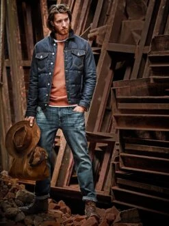 Test-bestanden-Jeansjacke -Modekleidung Geschäft EC24 6661 DF