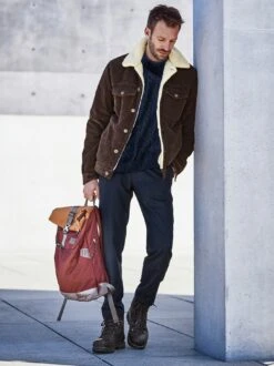 Souveräne Cordjacke -Modekleidung Geschäft EC24 6675 DE 1