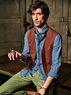 Sportsgeist-Weste -Modekleidung Geschäft EC24 6751 DF