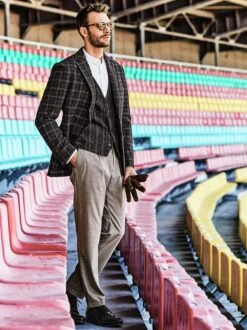 Spinnrad-Weste -Modekleidung Geschäft EC24 6781 DF 1