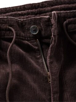 Geschichten-Cordchino -Modekleidung Geschäft EC24 6783 DG