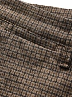 Eingestielte Hose -Modekleidung Geschäft EC24 6826 DH