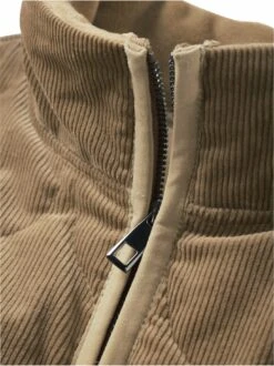 Zwiebelstepp-Cordweste -Modekleidung Geschäft EC24 6842 DG