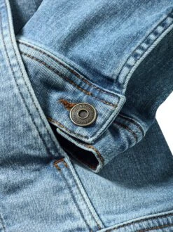 Jeansjacke Aqua -Modekleidung Geschäft EC24 6944 DH