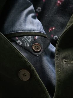 Futopia-Anzugsakko -Modekleidung Geschäft EC24 6971 DH