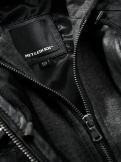 Momentum-Lederjacke -Modekleidung Geschäft EC24 7140 DI 1