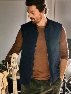 Kreative Weste -Modekleidung Geschäft EC24 7625 DF