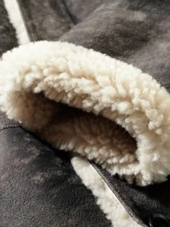 Lammfellmantel -Modekleidung Geschäft EC24 7697 DH