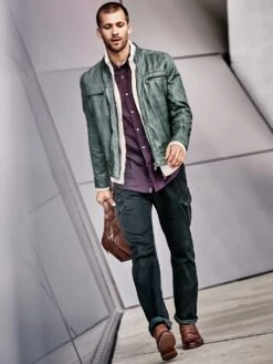 Kompagnon-Cargo -Modekleidung Geschäft EC24 7703 DD