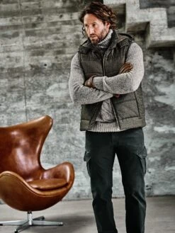 Kompagnon-Cargo -Modekleidung Geschäft EC24 7703 DE