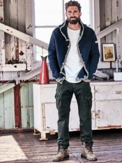 Kompagnon-Cargo -Modekleidung Geschäft EC24 7704 DD