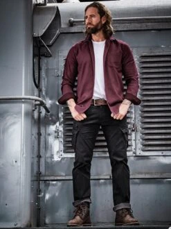 Kompagnon-Cargo -Modekleidung Geschäft EC24 7705 DB