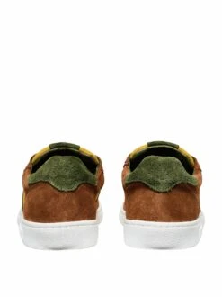 Bergweiden-Sneaker -Modekleidung Geschäft EC25 4089 DH 1