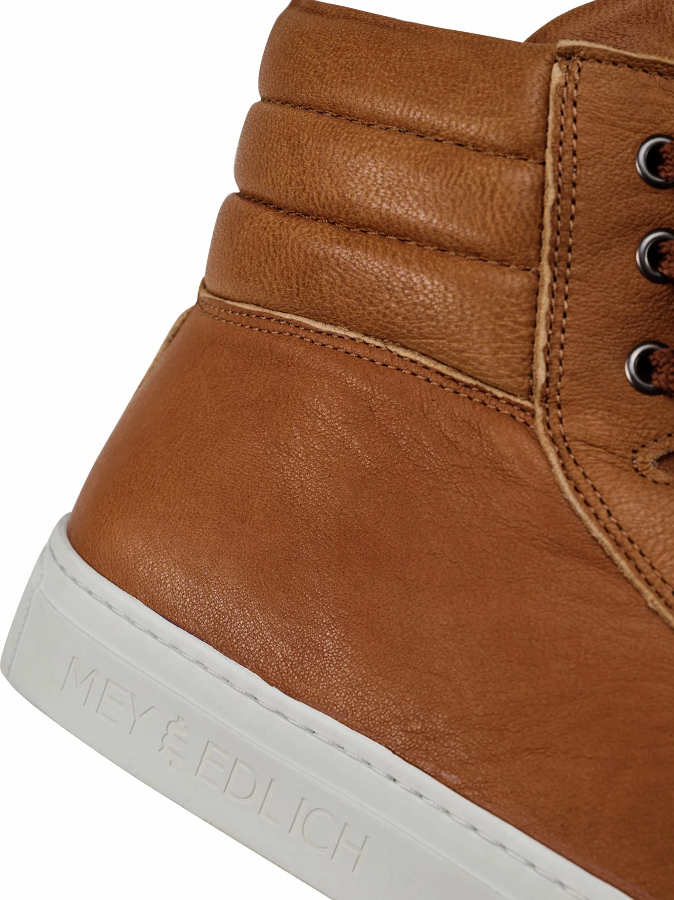 Gereifter Hightop-Sneaker 18 Gereifter Hightop-Sneaker – Bild 18