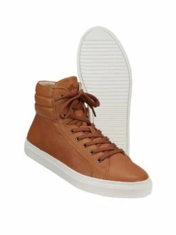Gereifter Hightop-Sneaker