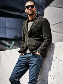 Kalkstein-Gürtel -Modekleidung Geschäft EC29 4167 DC