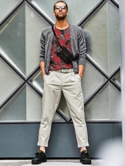 Unabhängigkeitstasche -Modekleidung Geschäft EC29 7168 DE 1