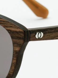 Holzsonnenbrille Possenhofen -Modekleidung Geschäft EC29 7985 DG 1
