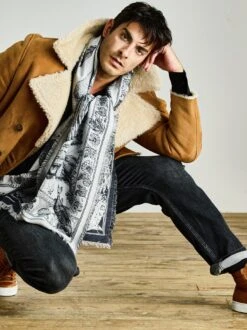 The Great Exhibition Scarf -Modekleidung Geschäft EC29 7996 DA 1